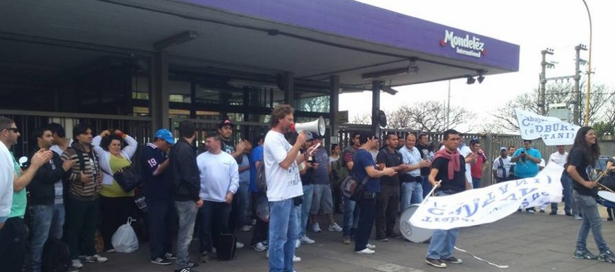 Corte en Uruguay y Acceso en reclamo a Mondelez por mejores condiciones de trabajo