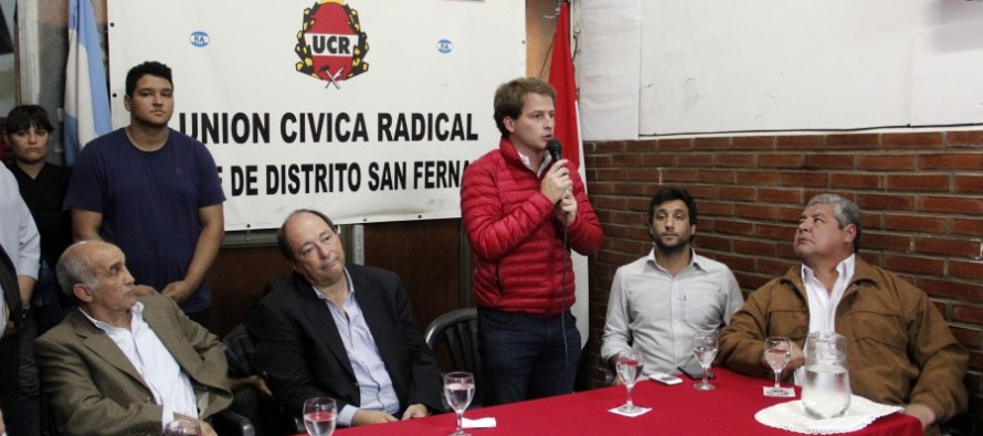 Ernesto Sanz visitó San Fernando para respaldar a Alex Campbell