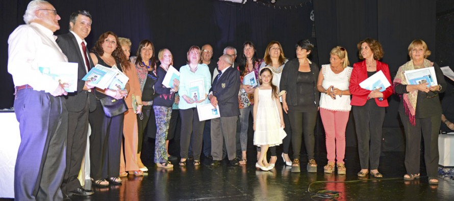 El Círculo de Escritores presentó su “Antología 2015”