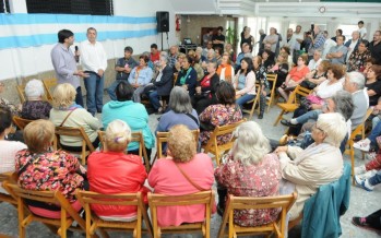 Diego Bossio pasó por el Club Guardia Vieja: “Con Scioli los jubilados tendrán garantizado el 82% móvil”