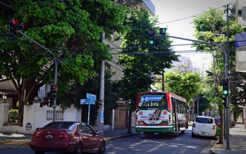 Nuevo semáforo LED con contador numérico en 3 de Febrero y Simón de Iriondo