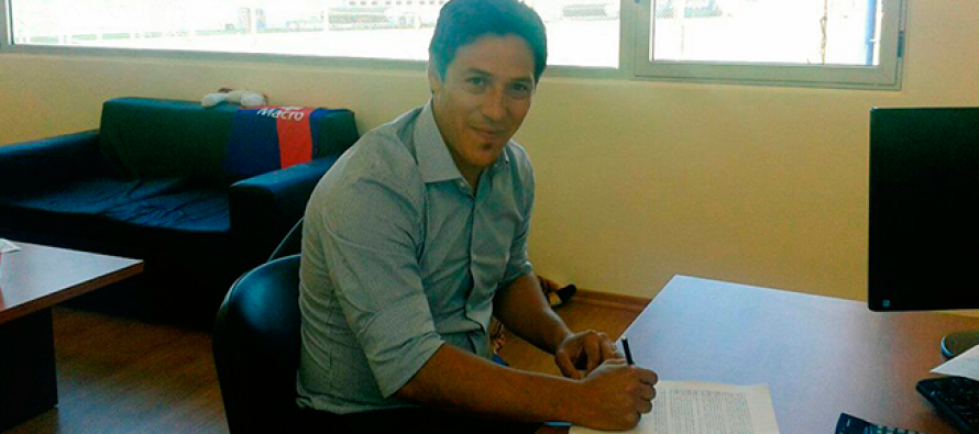 Camoranesi firmó para Tigre por un año y medio