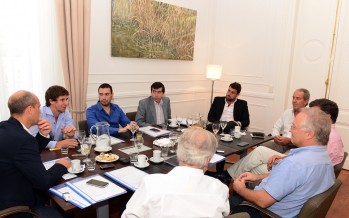 Reunión de autoridades municipales con funcionarios del gobierno nacional y de la empresa AySA