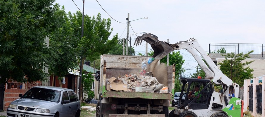 Se realizaron tareas de prevención del dengue en los barrios Hardoy y La Paz