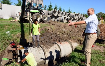 Entuban un zanjón en Villa Jardín para crear un nuevo paseo aeróbico