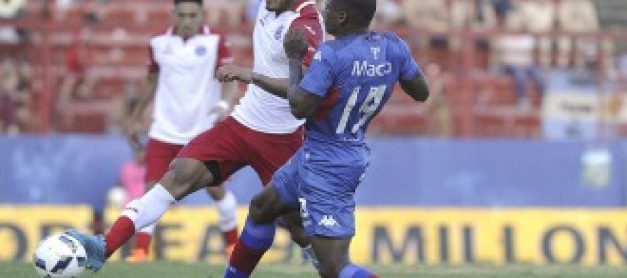 Punto en el debut
