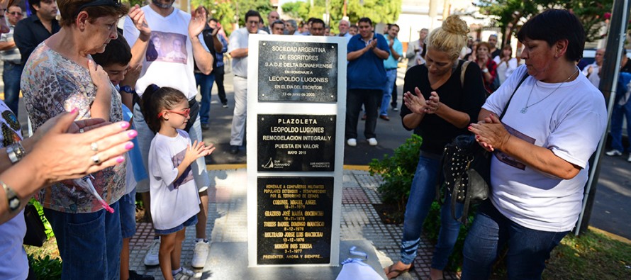 Día de la Memoria: acto homenaje en la plazoleta Leopoldo Lugones