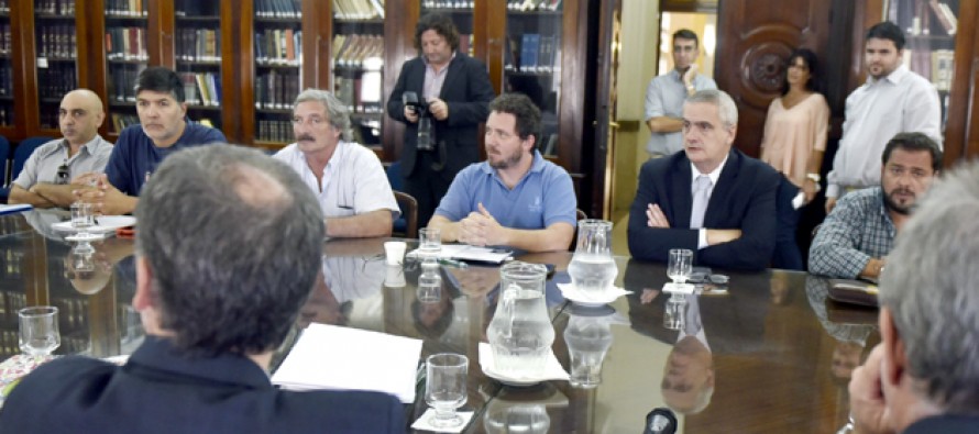 Paro y movilización de ATE y CICOP por reclamos salariales