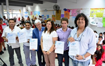 Homenaje a ex combatientes de Malvinas en la Escuela de la Comunidad Cristiana