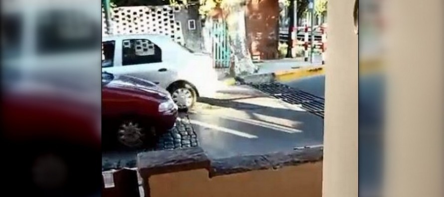 Periodismo ciudadano: la reja que genera ruidos molestos y nadie arregla