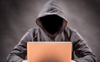 Condenaron a un policía detenido en Virreyes por acosar a una menor por Internet, pero no irá preso