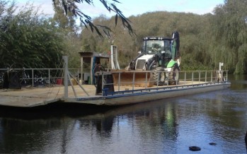 Embarcó maquinaria municipal para ayudar al Delta