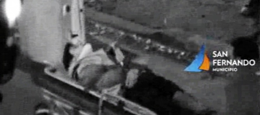 Choque entre una moto y un utilitario en Avellaneda y Portugal