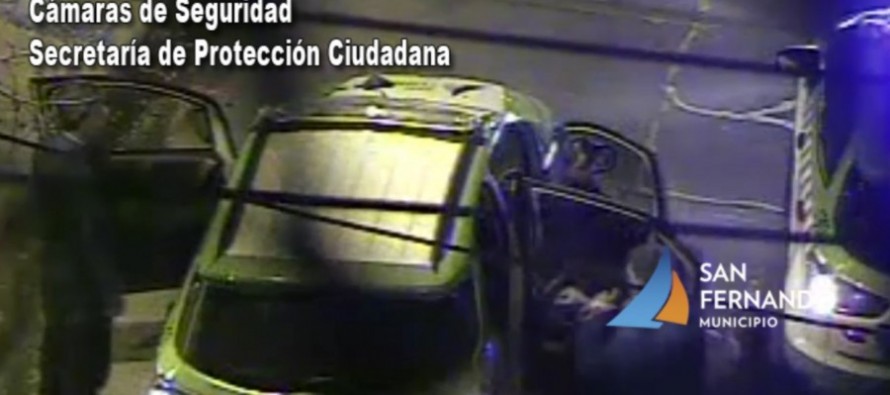 Detuvieron a dos hombres por intentar robar un auto estacionado en Entre Ríos y Chacabuco