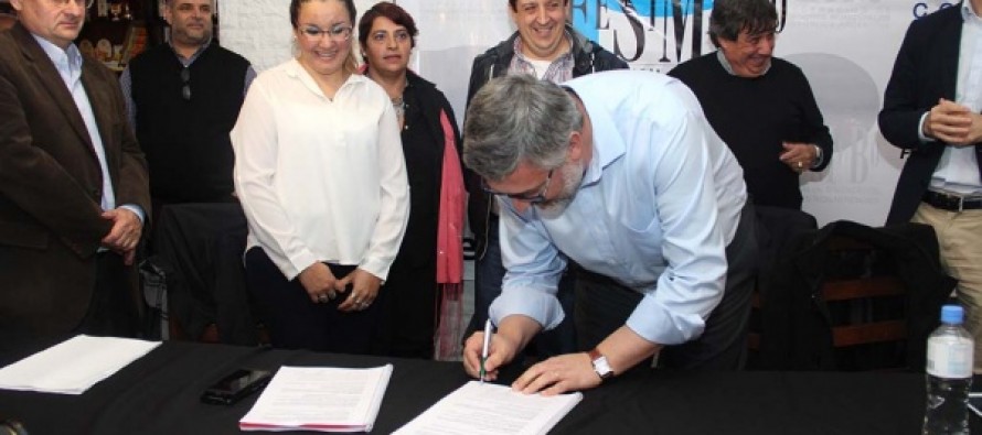 Desde el Ministerio de Trabajo pidieron a los intendentes que adhieran a la Ley de Paritarias municipales