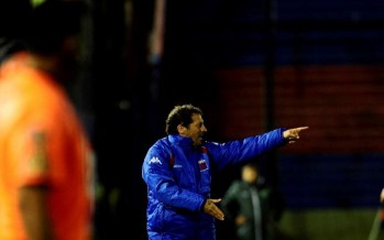 Tigre recibe al puntero Lanús