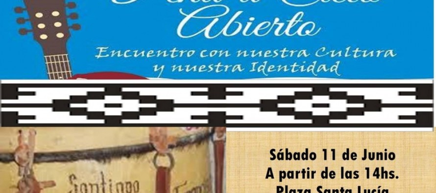 Peña folclórica en la plaza Santa Lucía del barrio Fate