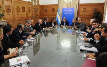 El Gobierno anunció topes para aumentos en tarifas de gas y electricidad y descuentos para pymes