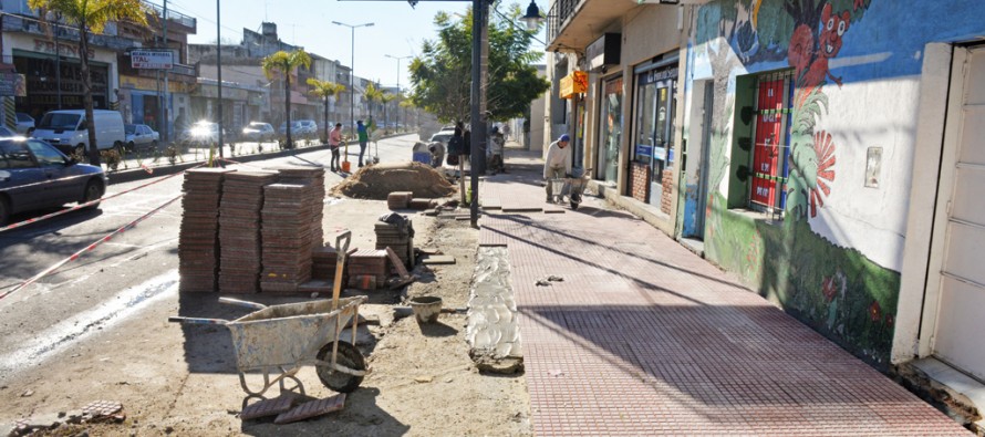 El ‘Plan de Renovación de Veredas’ llegó a la Avenida Avellaneda