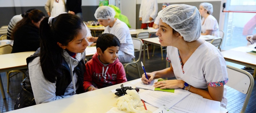 Entrega de Libretas Odontológicas en la UDI de Villa del Carmen