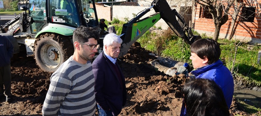 Entuban el arroyo Serrano del barrio Presidente Perón en donde se construirá el Poli N° 9