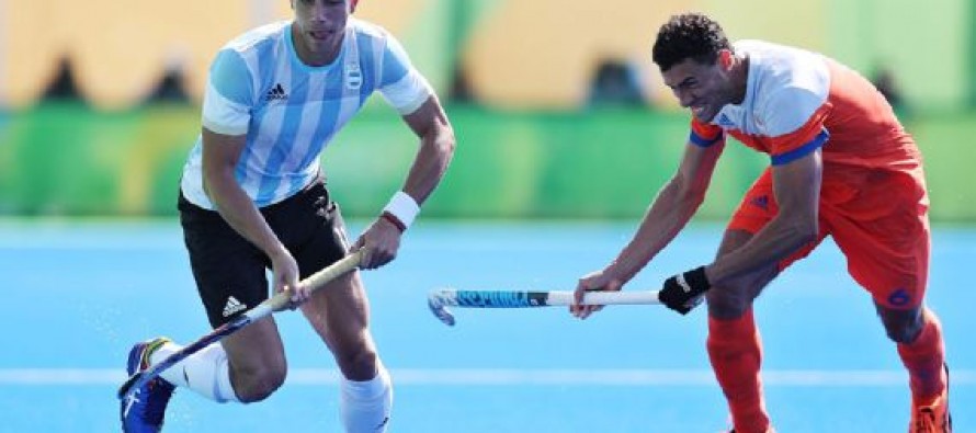 El equipo del “Chapa” Retegui empató 3-3 con Holanda