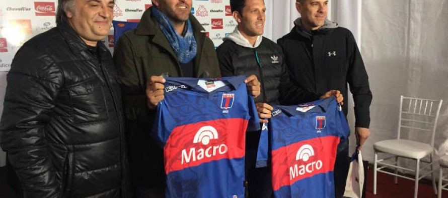El Matador reconoció a Los Leones sanfernandinos