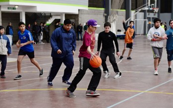 Los Polideportivos tuvieron un encuentro de hockey y básquet
