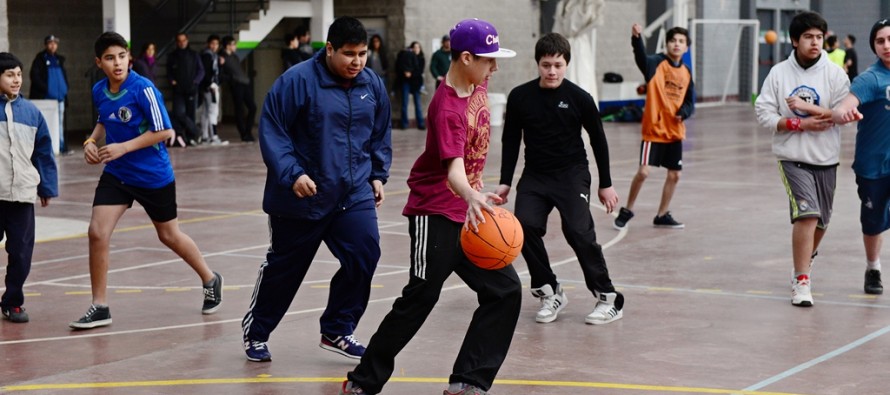 Los Polideportivos tuvieron un encuentro de hockey y básquet