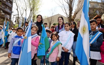 Homenaje a docentes por el Día del Maestro