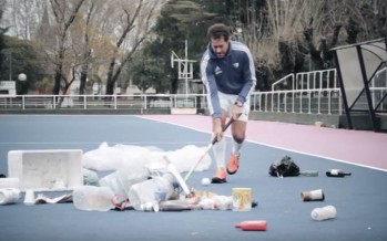 ¿Cómo es entrenarse en la mugre? La ingeniosa actuación de los atletas olímpicos en la campaña «Limpiar el Renconquista»