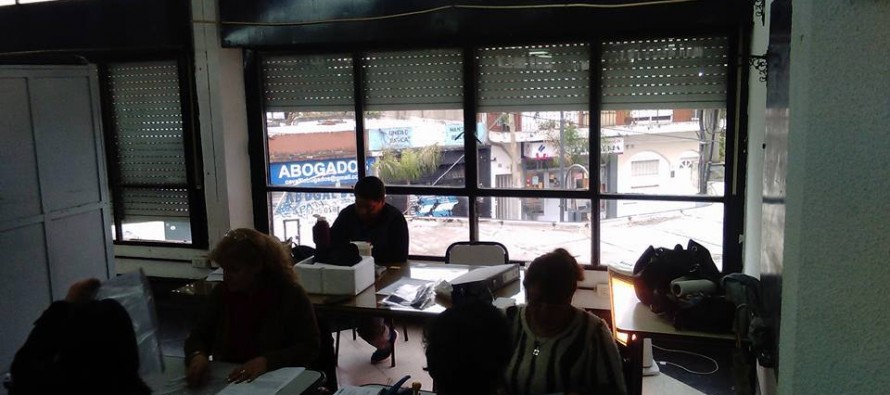 El Consejo Escolar llevará la inscripción a cargos auxiliares a las escuelas de islas