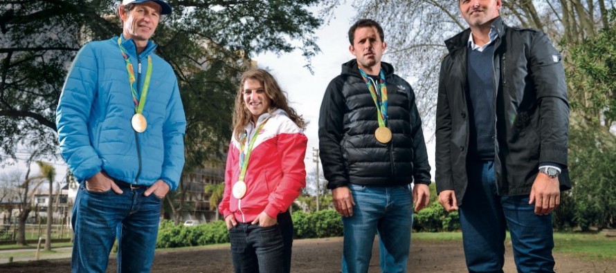 Los oros olímpicos Santiago Lange, Paula Pareto, Pedro Ibarra y Carlos Retegui, juntos en una entrevista