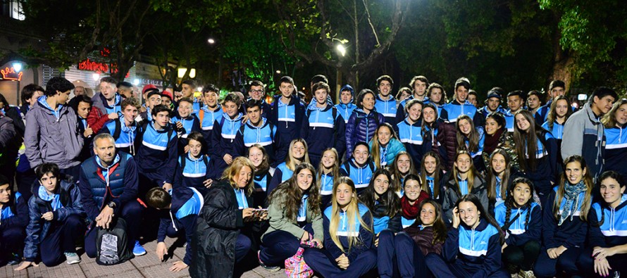Partieron a Mar del Plata los deportistas de nuestra ciudad que participarán en los Torneos Bonaerenses
