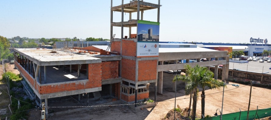 Avanza la obra del Cuartel de Bomberos en Acceso Norte y 202