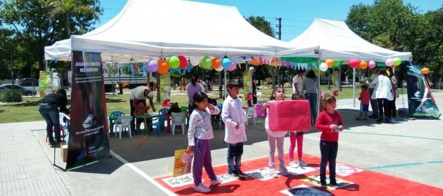 En la Plaza ‘Carlos Gardel’ se celebró el Día Internacional de los Derechos del Niño