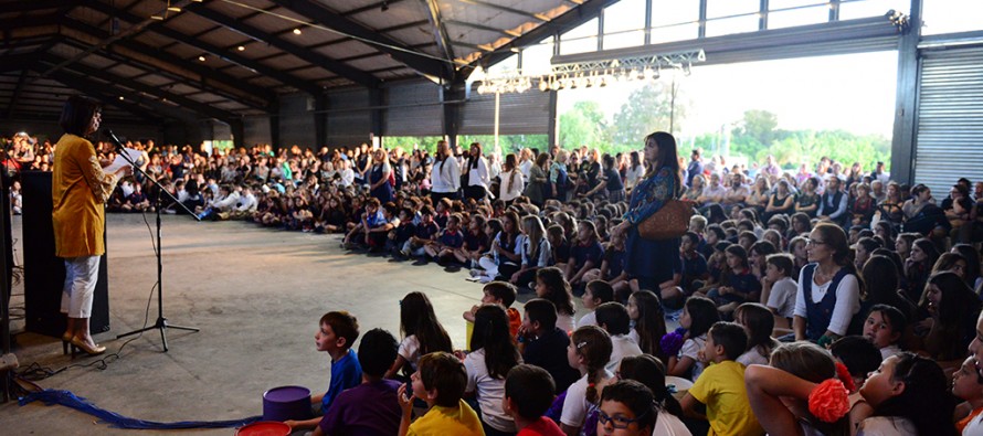El Instituto Winter Garden celebró el Bicentenario en el Parque Náutico