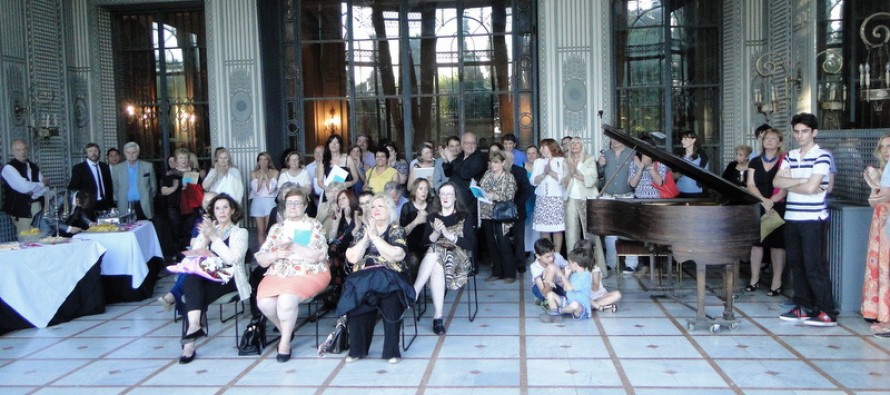 El Círculo de Escritores presentó su 10° Antología en el Palacio Sans Souci