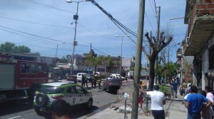 Volcó en Avellaneda y 202