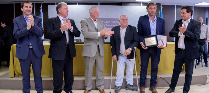 Le legislatura bonaerense reconoció a deportistas de nuestra ciudad
