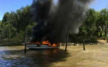 Se incendiaron cuatro embarcaciones por una explosión en Guardería Marina Narval