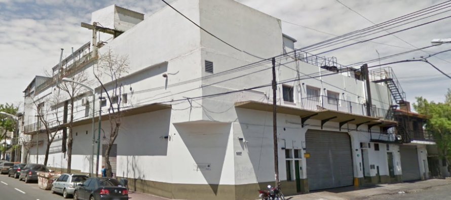 Lanzan hamburguesas Angus premium para competir con marcas tradicionales