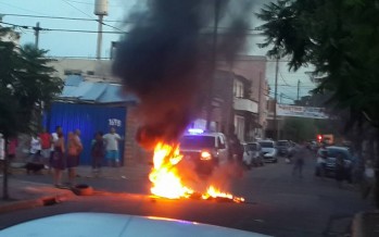 Vecinos cansados de no tener luz cortaron Quintana y Besares