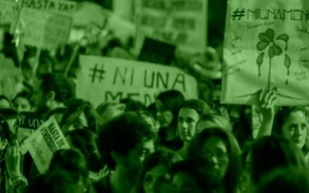 Juntas nos tenemos. Vivas, libres, felices nos queremos