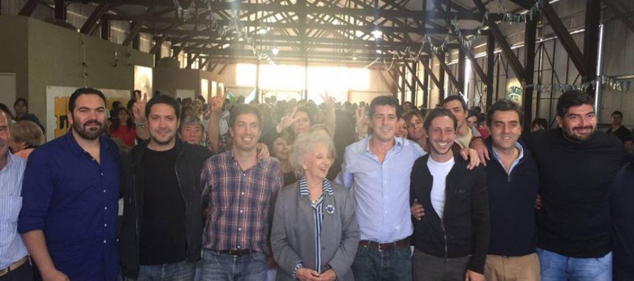 Matías Molle compartió un almuerzo con las Abuelas de Plaza de Mayo