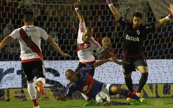 Una noche polémica en Victoria