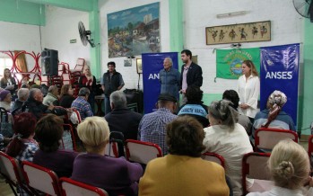 El director ejecutivo de ANSES visitó el Centro de Jubilados ‘La Esperanza’