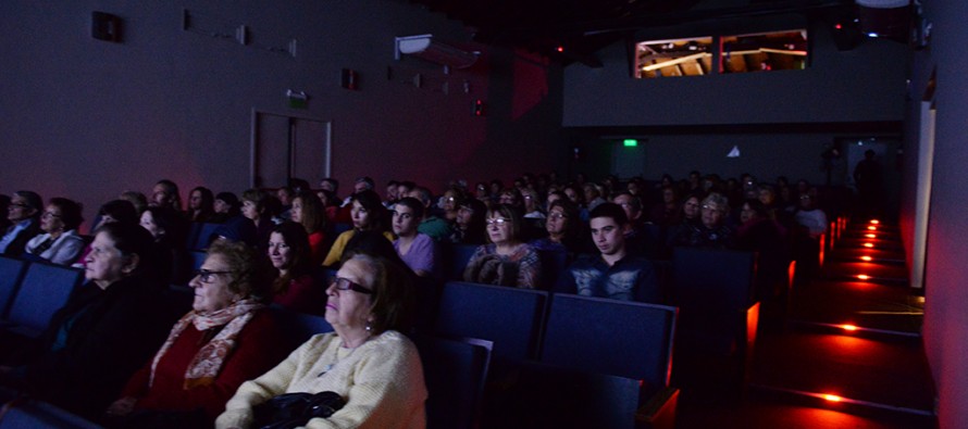 Comenzó el ciclo de cine en el Teatro Martinelli