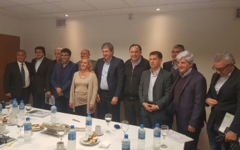 Acuerdo para la restauración de adoquines históricos y la construcción de un conducto hidráulico en la calle Garibaldi