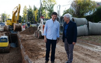 Andreotti y Posse recorrieron las obras de renovación de la calle Uruguay